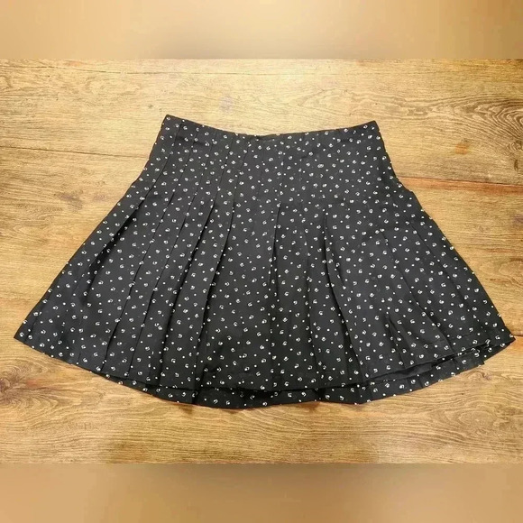 Lauren Ralph Lauren Dresses & Skirts - Lauren Ralph Lauren Women's Mini Circle/Skater Polka Dot Skirt Coquette